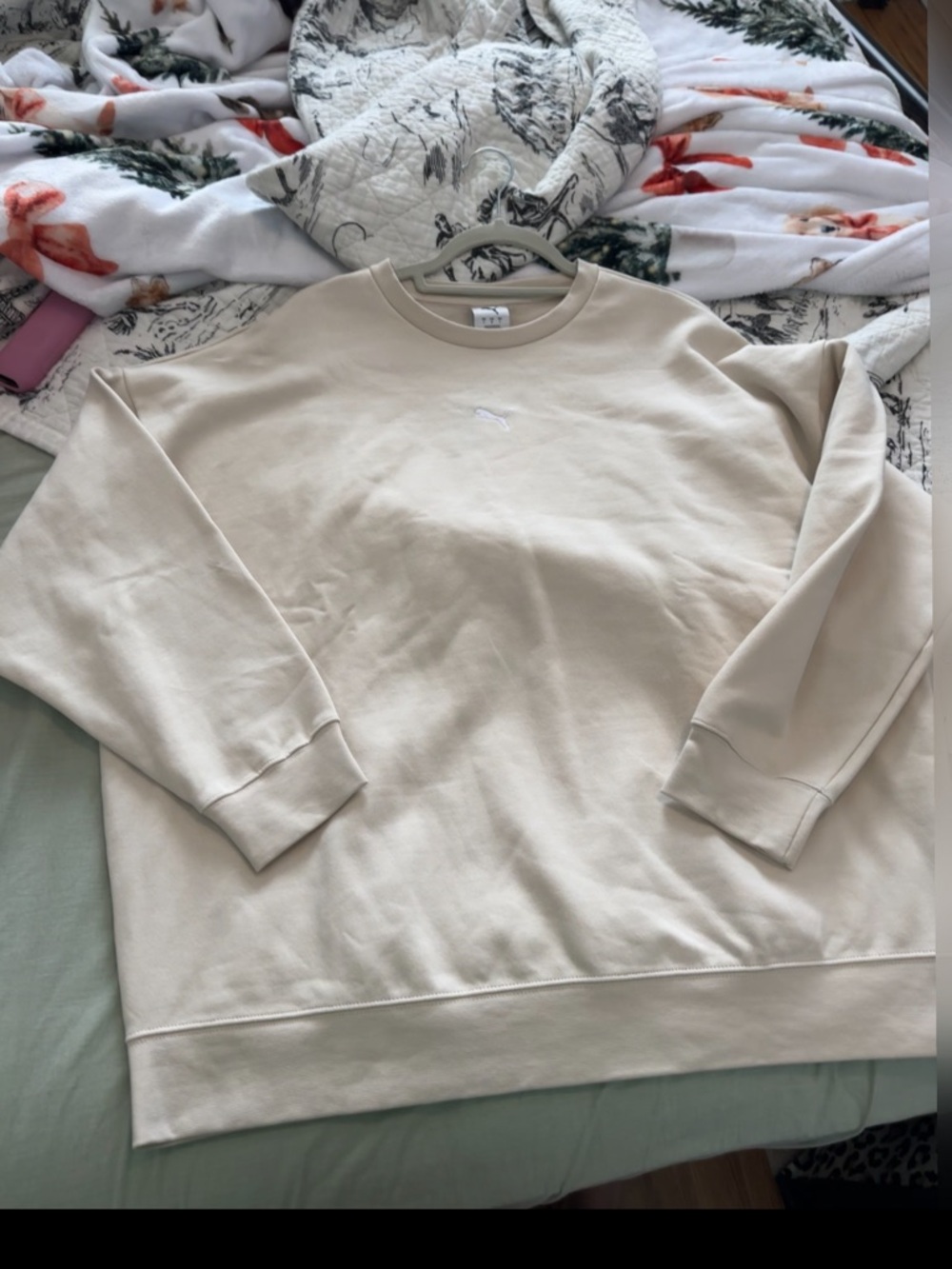 Puma Women's Cream Crewneck Sweatshirt